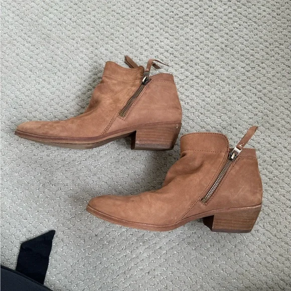 Sam Edelman Tan Slouch Ankle boots 8.5 - Picture 6 of 8